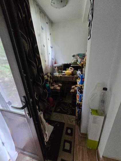 Apartament cu 2 camere decomandat în Războieni