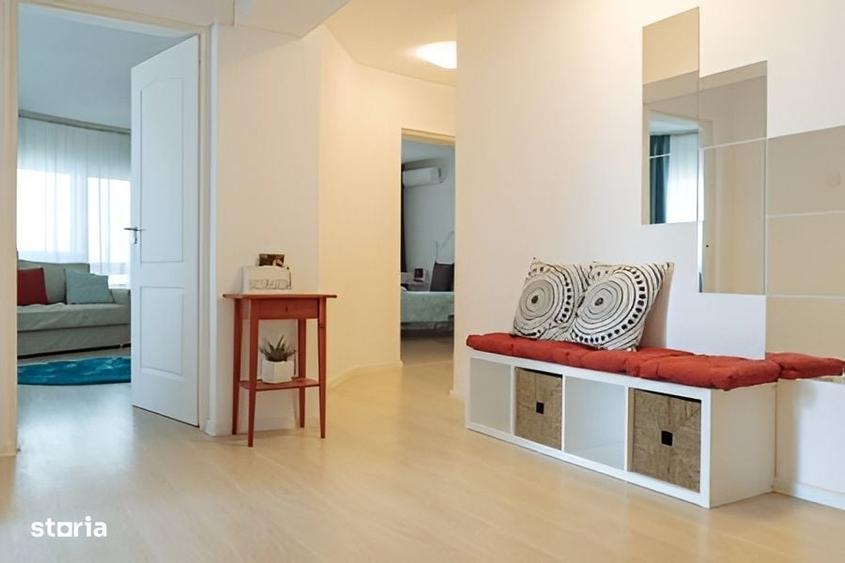 Apartament cu 3 camere decomandat în Romană