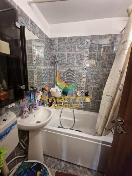 Apartament cu 4 camere semidecomandat, mobilat în Brâncoveanu