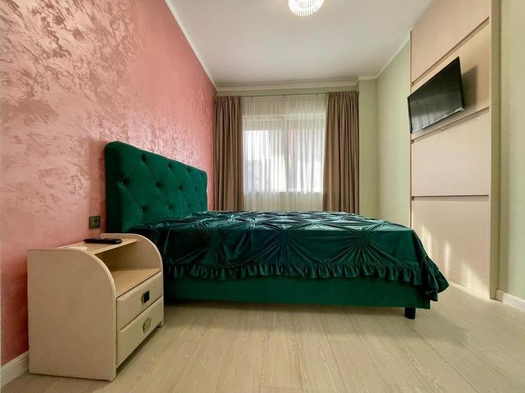 Apartament cu 2 camere semidecomandat, mobilat în Florești