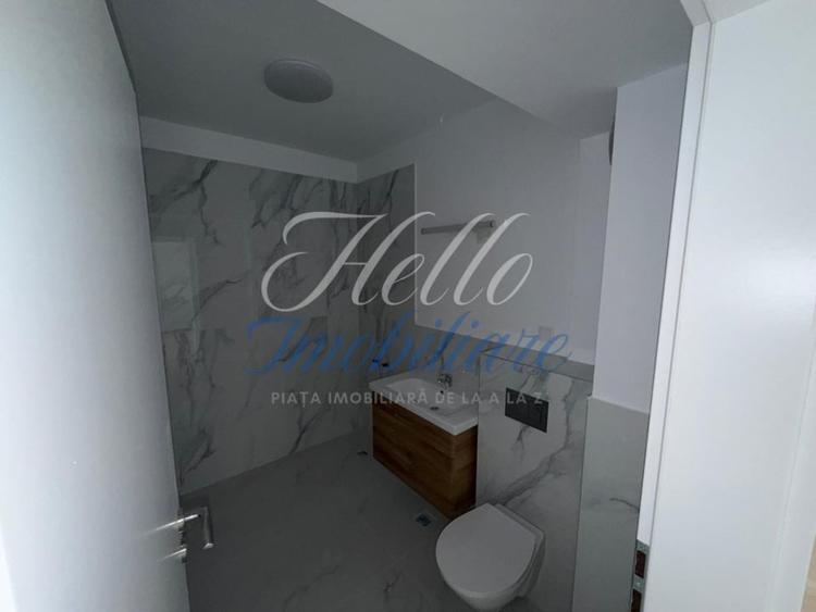 Apartament cu 3 camere semidecomandat în Florești