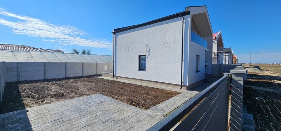 Casă individuală cu 5 camere cu Teren 330 Mp în Berceni