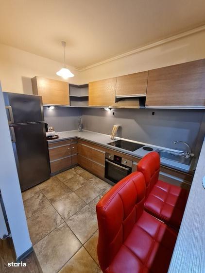 Apartament cu 3 camere decomandat în Intim