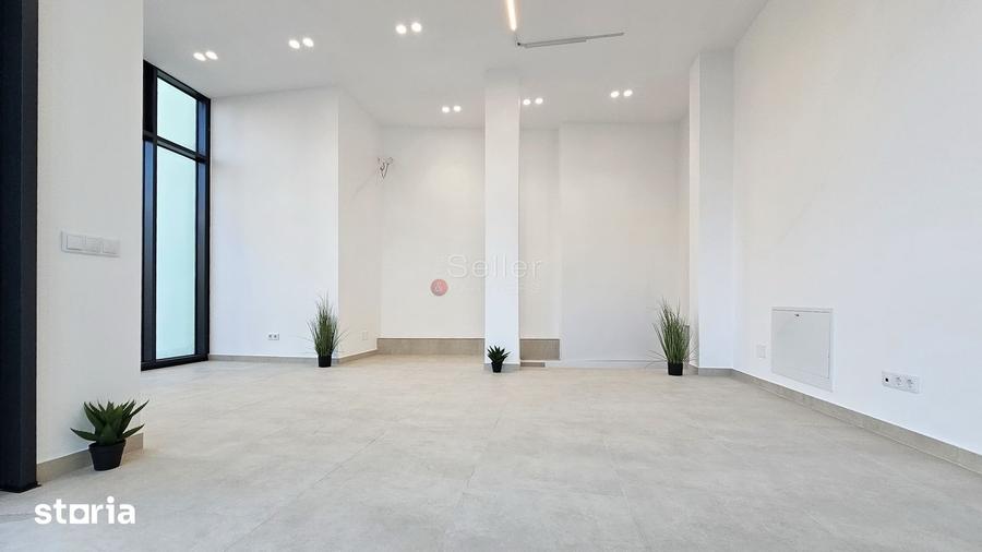 Spațiu comercial, de 250 mp, în Centrul Civic