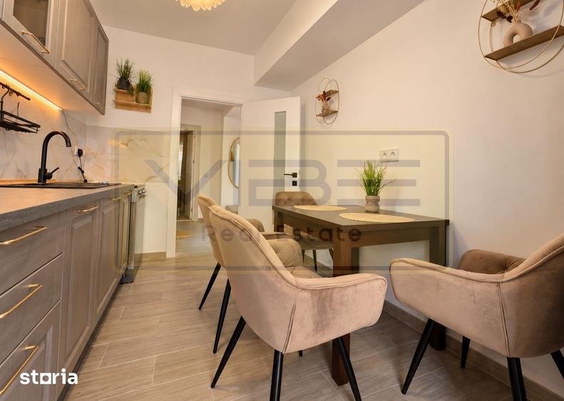 Apartament cu 3 camere semidecomandat, mobilat în Alexandru cel Bun
