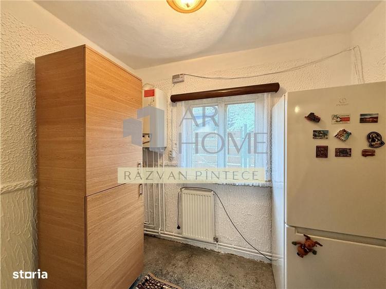 Casă cu 3 camere în Mălăiești