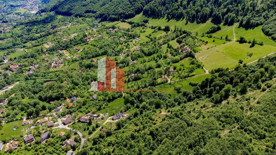 Teren Construcții intravilan de 6273 mp, în Bran