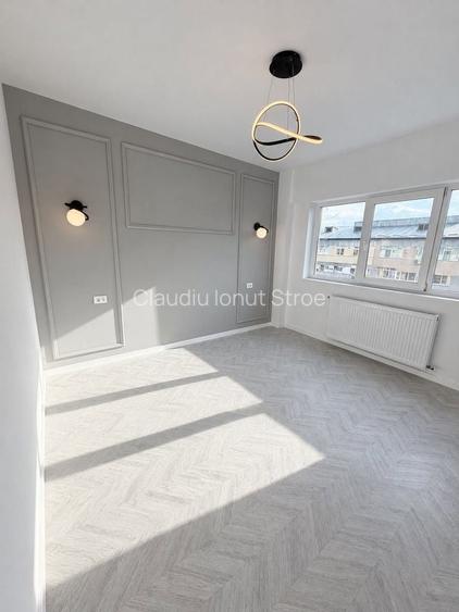 De vânzare apartament 2 camere decomandat zona centrala NOU