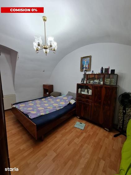 Casă cu 1 camere cu Teren 50 Mp în Central