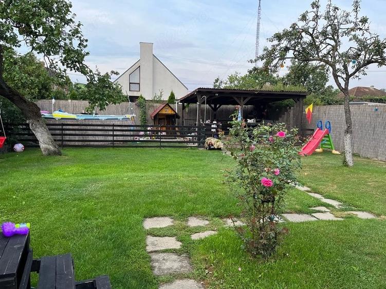 Casă cu 2 camere cu Teren 533 Mp în Ciarda Roșie