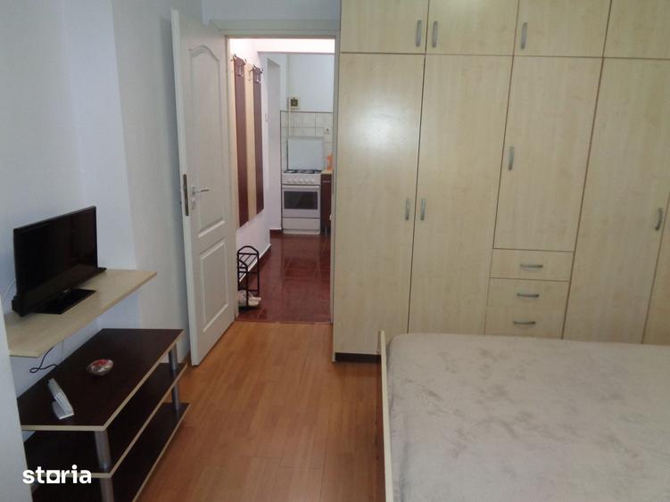 Apartament cu 2 camere decomandat în Grădiște