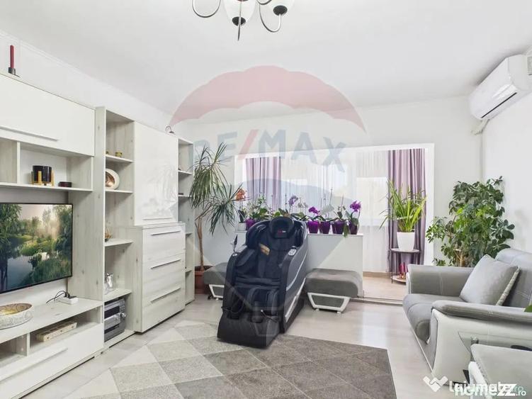 Apartament cu 4 camere decomandat în Colentina