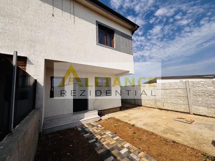 Duplex cu 3 camere cu Canalizare în Berceni