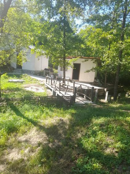 Casă cu 2 camere cu Teren 850 Mp în Central