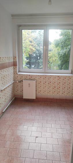 Apartament cu 3 camere semidecomandat în Nord