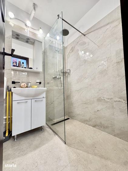Apartament cu 2 camere semidecomandat în Apărătorii Patriei