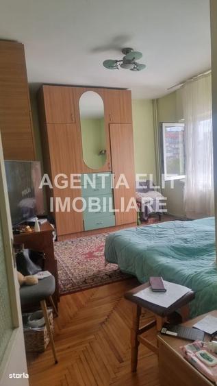 Apartament cu 3 camere decomandat în Ultracentral