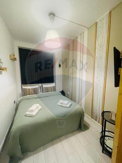 Apartament cu 2 camere semidecomandat, mobilat în Centrul Istoric