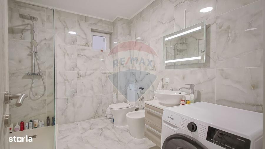 Casă cu 4 camere cu Teren 293 Mp în Central