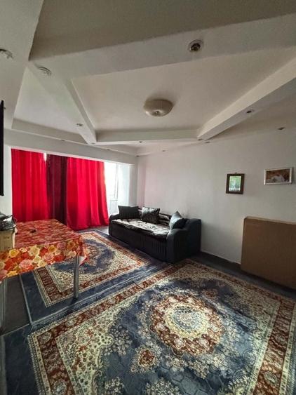 Apartament cu 2 camere decomandat în Exterior Vest