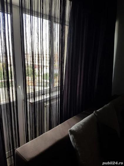Apartament cu 4 camere decomandat în Filiași
