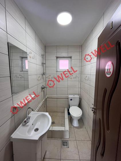 Casă cu 6 camere cu Teren 781 Mp în Ghelința