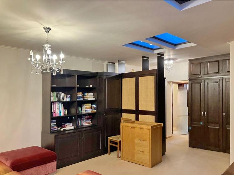 Apartament cu 3 camere decomandat în Poiana Brașov