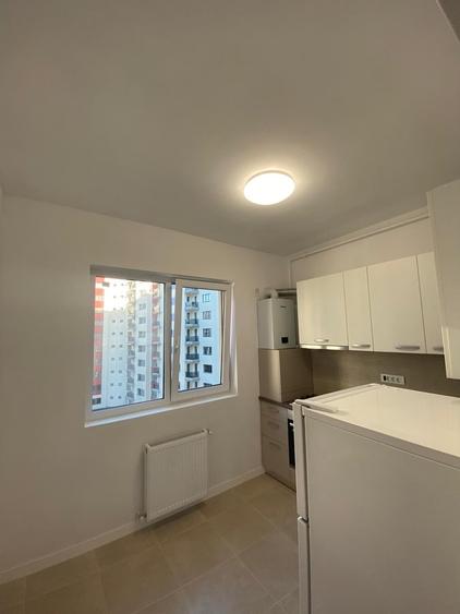 Garsonieră decomandată în Regie