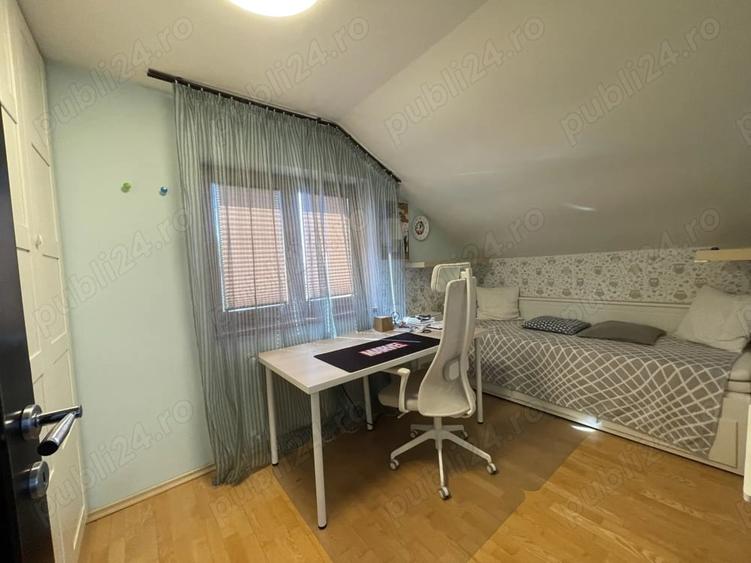 Casă cu 4 camere în Giarmata