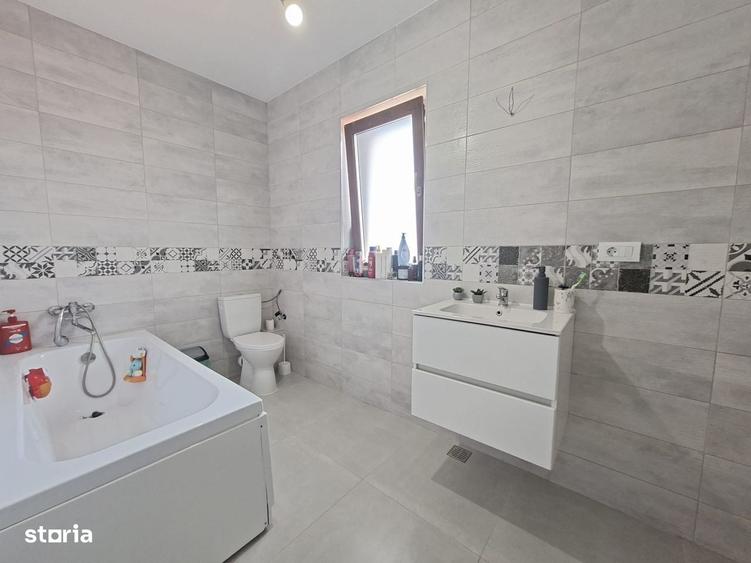 Casă cu 4 camere în Horpaz
