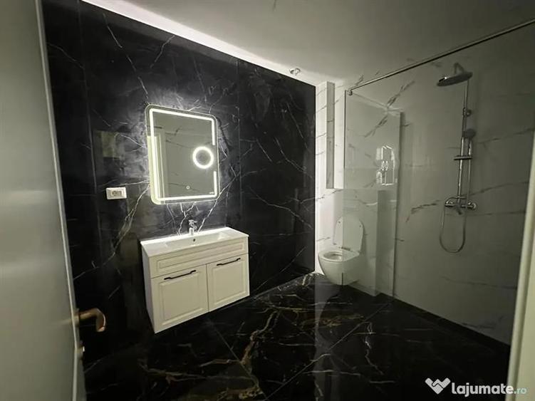 Apartament cu 2 camere decomandat în Est