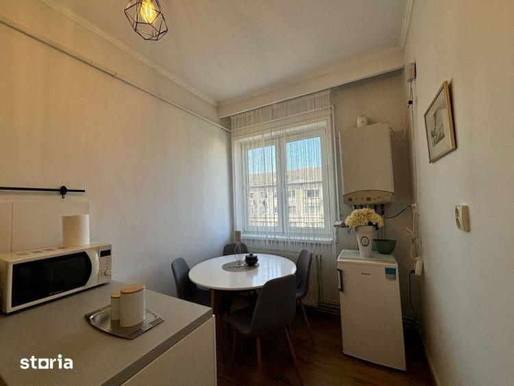 Apartament cu 2 camere decomandat în Republicii