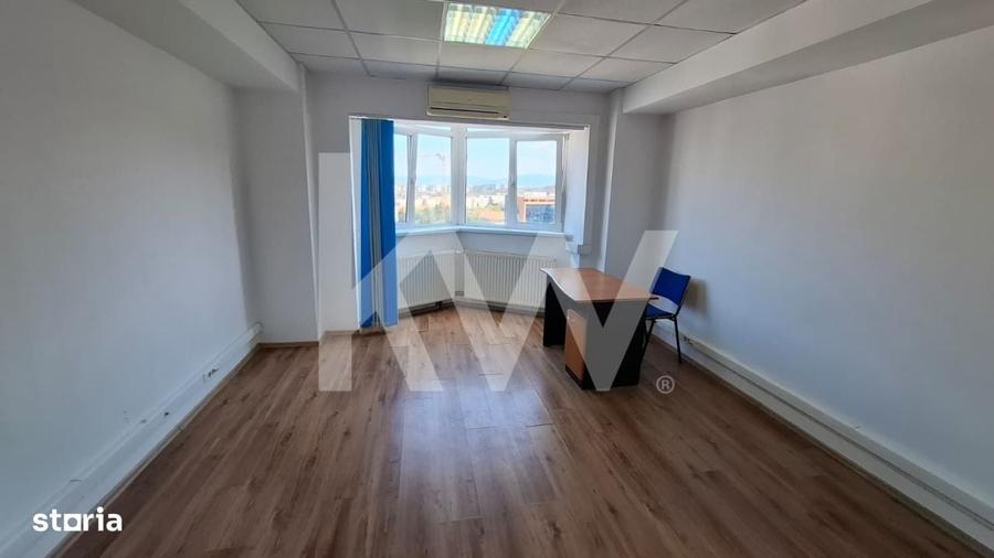 Spațiu comercial, de 20 mp, în Centrul Civic