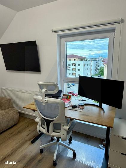 Apartament cu 4 camere decomandat în Central