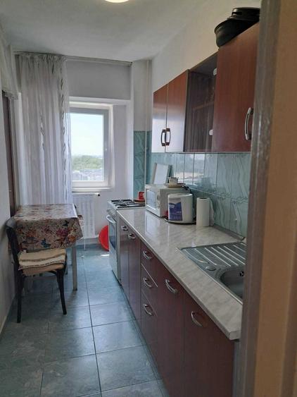 Garsonieră decomandată în Lacul Morii