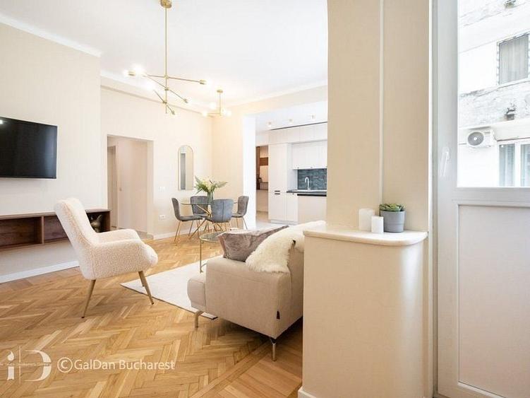 Apartament cu 3 camere semidecomandat, mobilat în Universitate