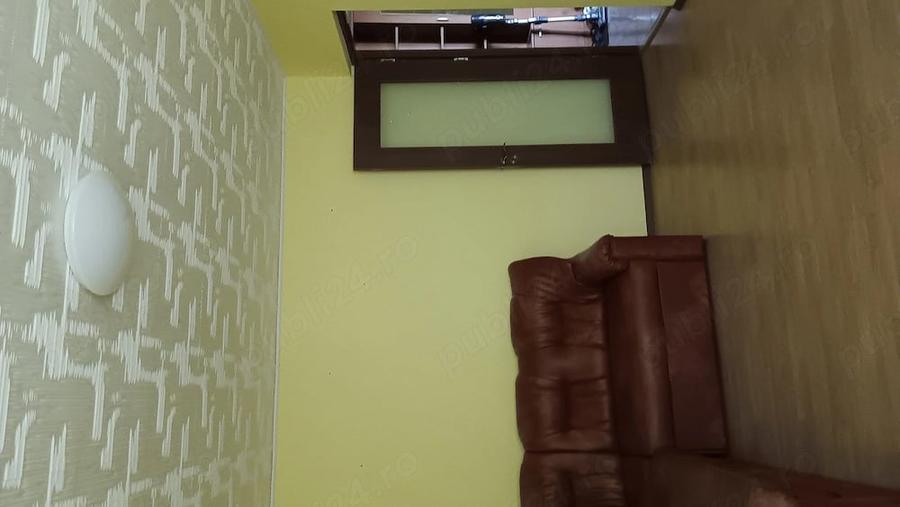 Apartament cu 3 camere decomandat în Unirii Sud