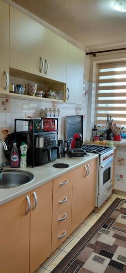Apartament cu 2 camere semidecomandat în Grigorescu