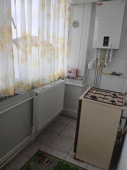 Apartament cu 2 camere decomandat în Exterior Vest