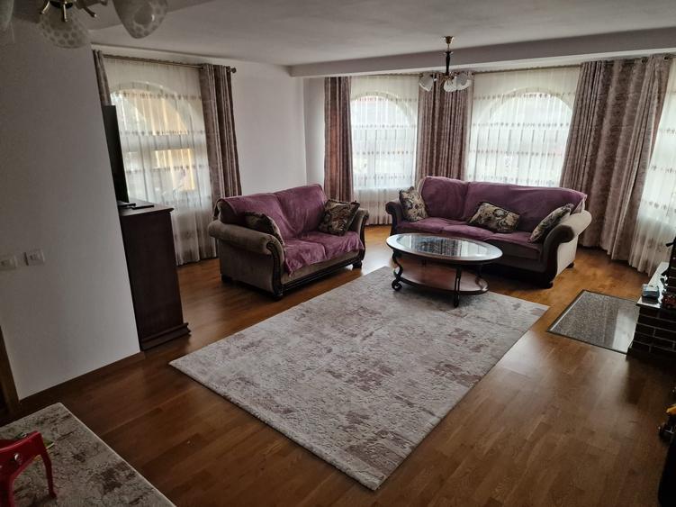 Casă cu 4 camere cu Teren 2252 Mp în Coșula