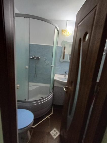 Garsonieră decomandată în Central