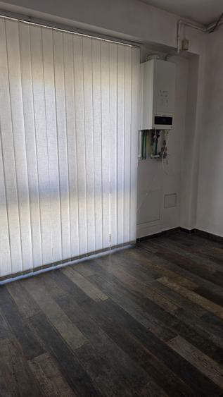 Apartament cu 3 camere decomandat în Centrul Istoric