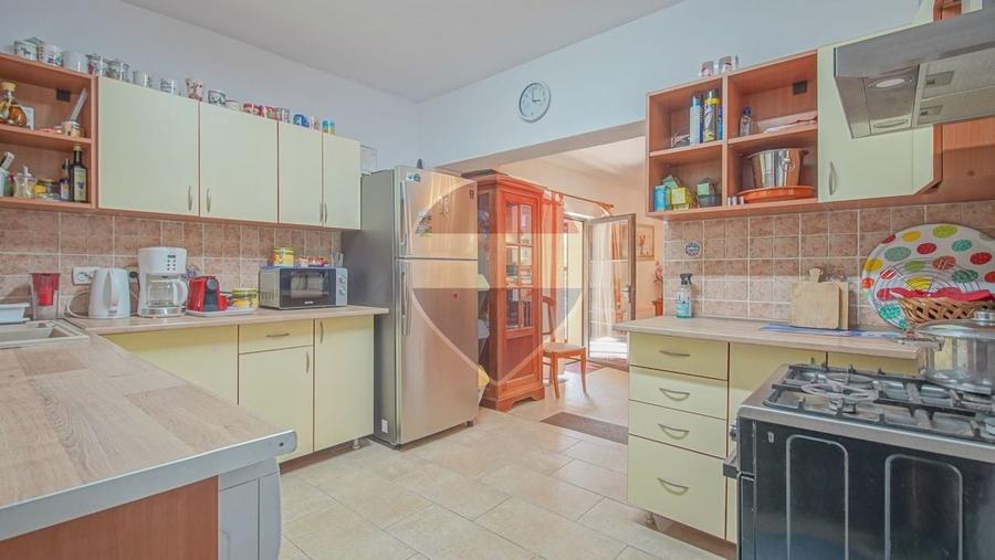 Comision 0%! Vila Patricia, pensiune Breaza | teren tenis | ciubăr - 47
