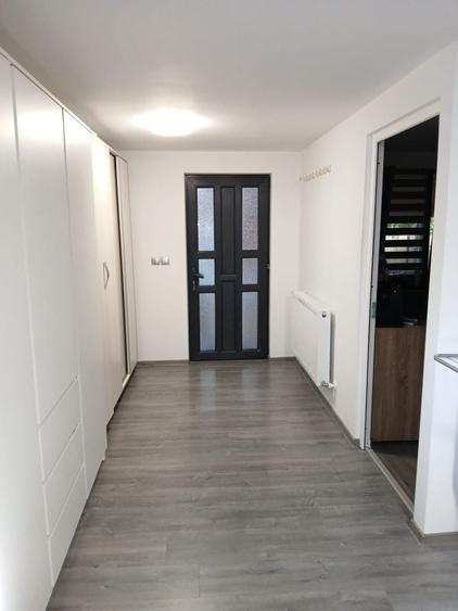 Casă cu 3 camere în Central
