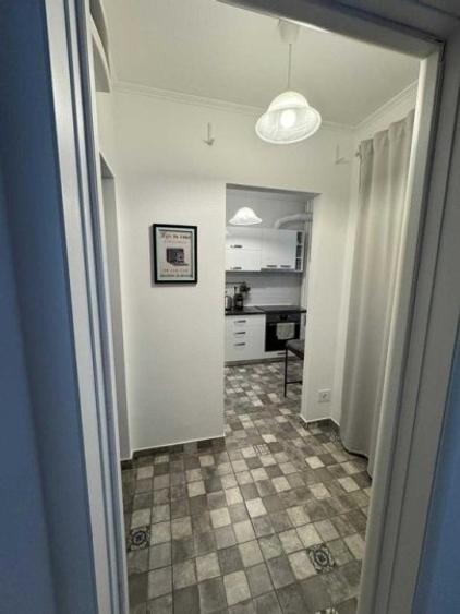 Apartament cu 2 camere, mobilat în 1 Mai