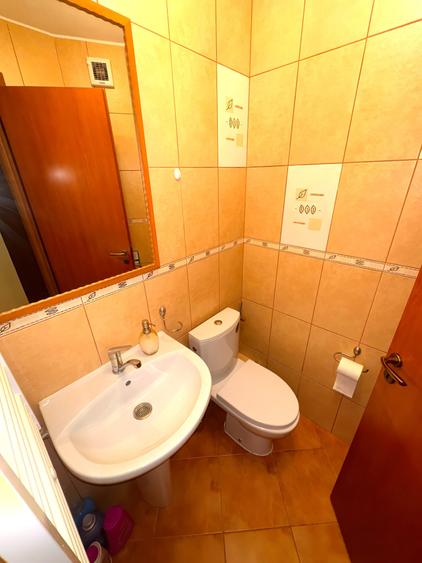 Apartament cu 4 camere semidecomandat, mobilat în Aviației