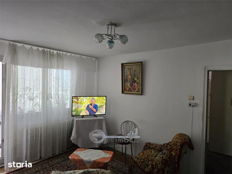 Apartament cu 2 camere semidecomandat în Central