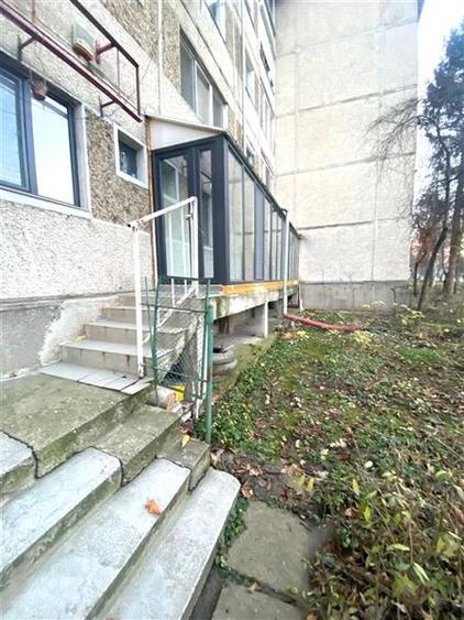 Spațiu comercial, de 65 mp, în Torontalului