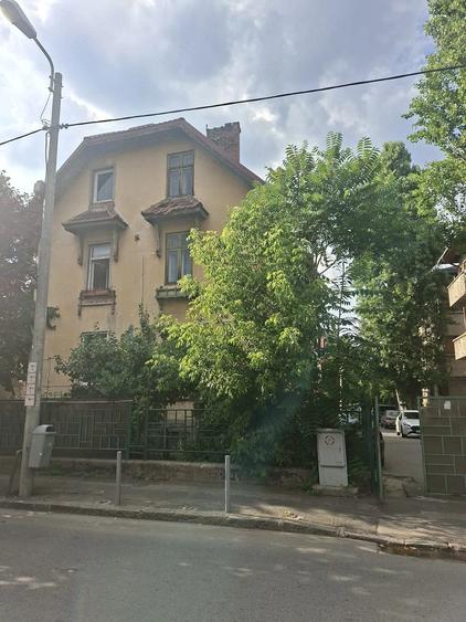 Garsonieră decomandată în Unirii