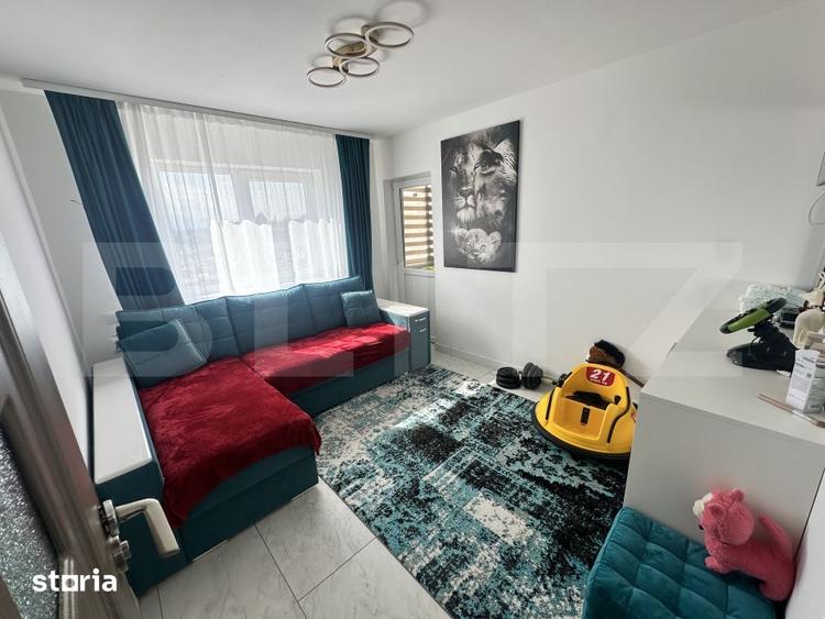 Apartament cu 4 camere decomandat în Central